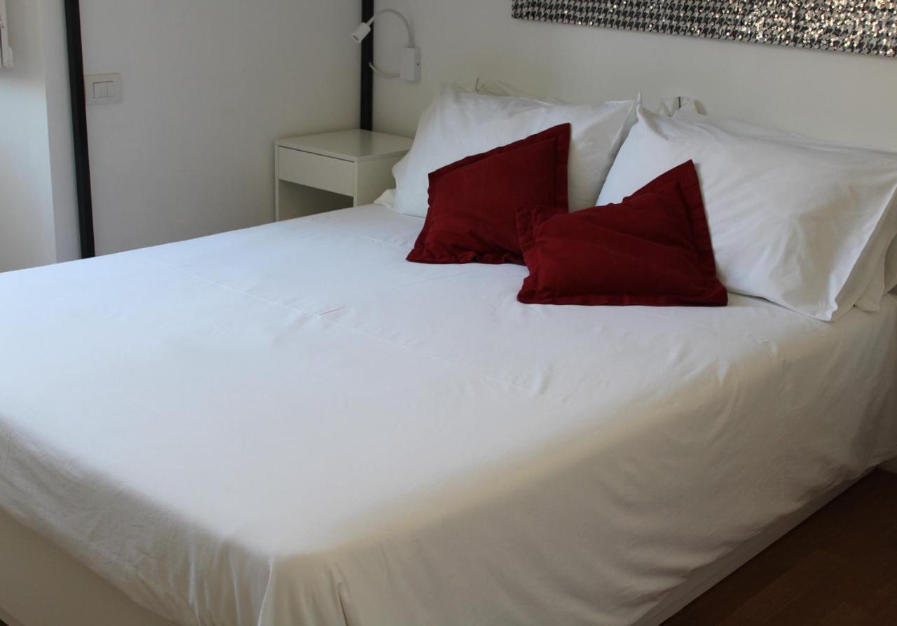 Palazzo Della Torre Elegant Apartment In Como Eksteriør billede