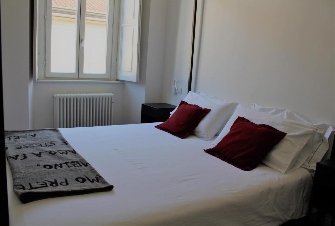 Palazzo Della Torre Elegant Apartment In Como Eksteriør billede