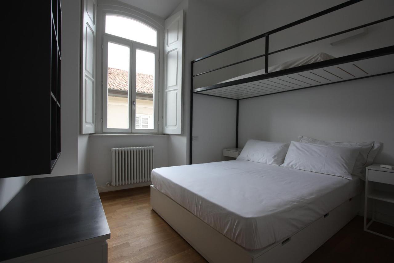 Palazzo Della Torre Elegant Apartment In Como Eksteriør billede